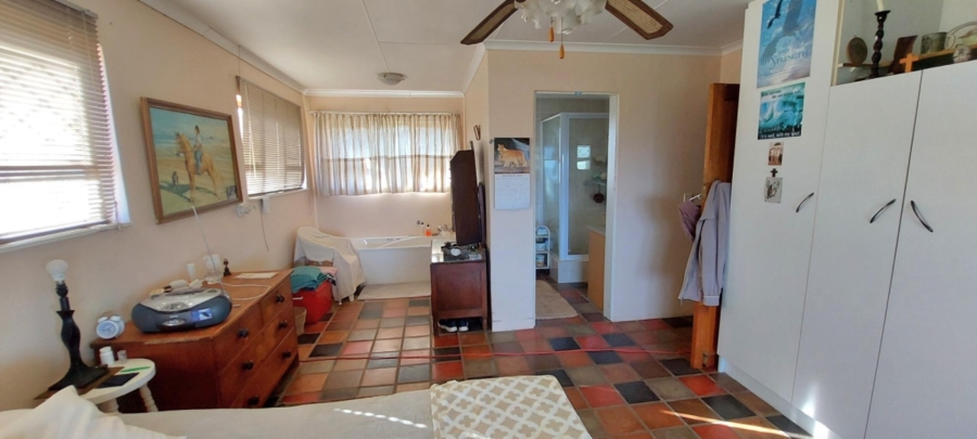 2 Bedroom Property for Sale in Sunrise On Sea Eastern Cape